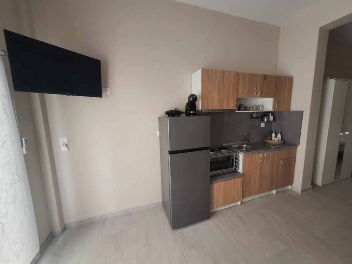 New Apartment ,50M From The Sea At Nea Irakleia. Eksteriør billede