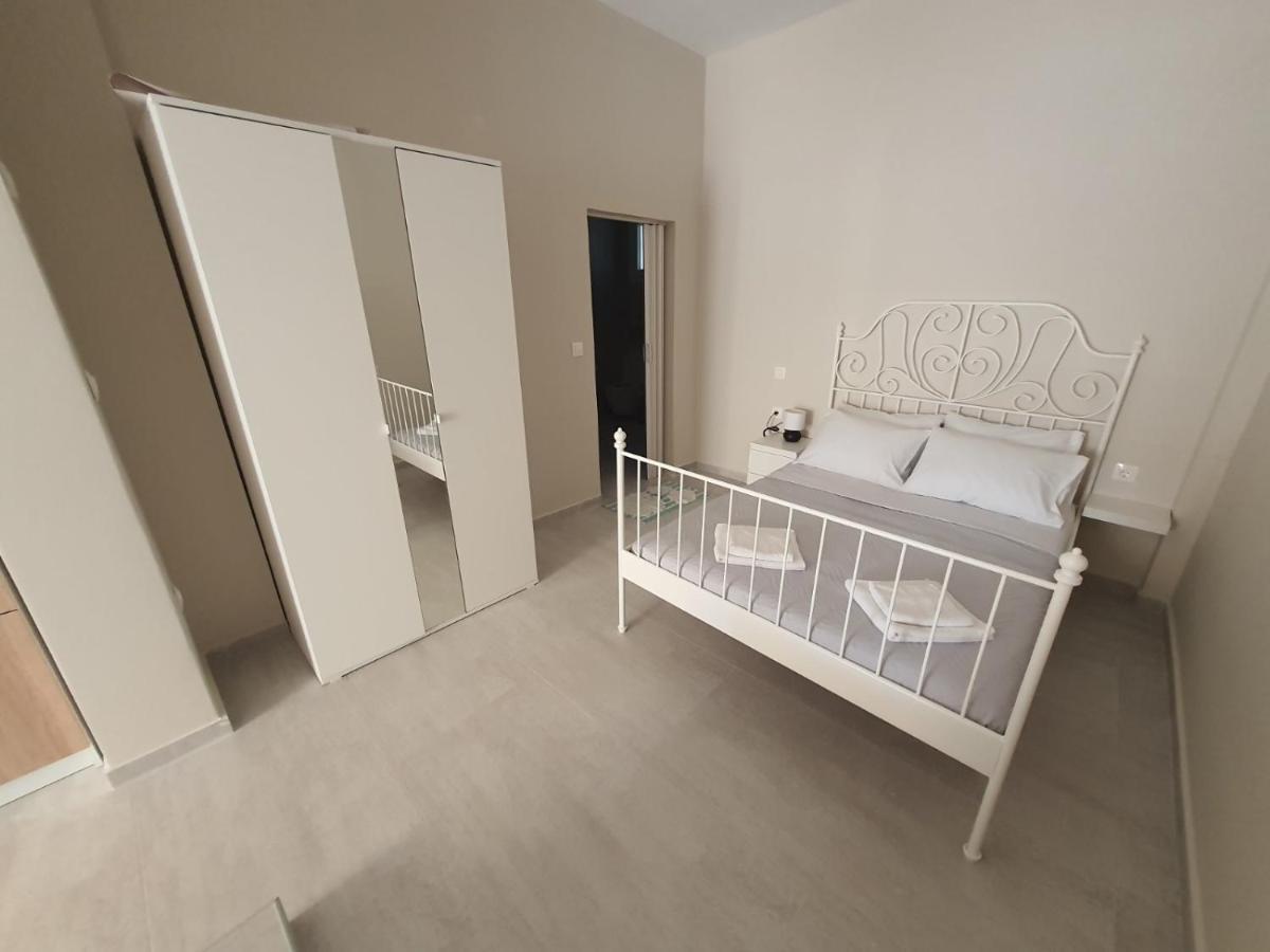 New Apartment ,50M From The Sea At Nea Irakleia. Eksteriør billede