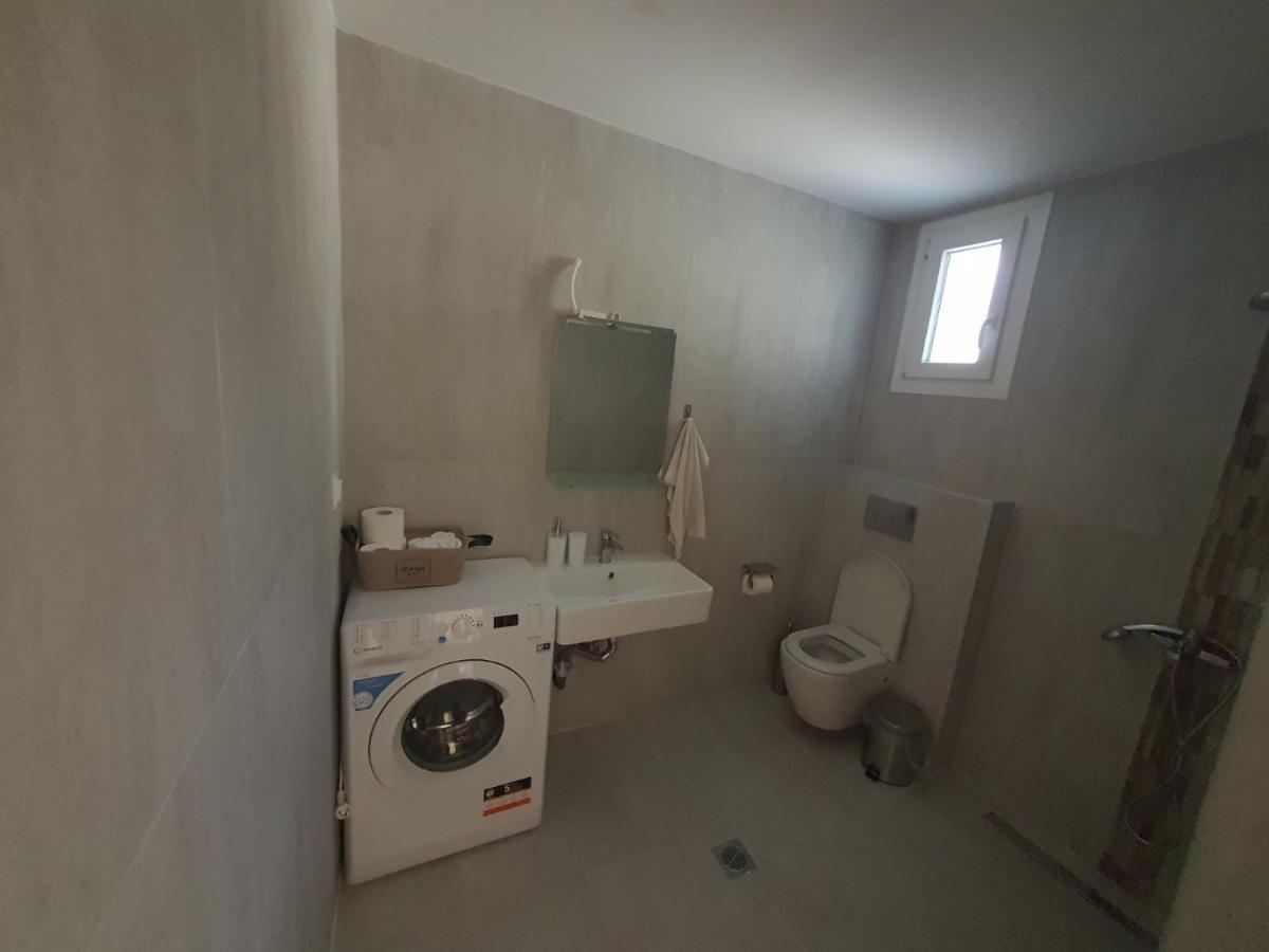 New Apartment ,50M From The Sea At Nea Irakleia. Eksteriør billede
